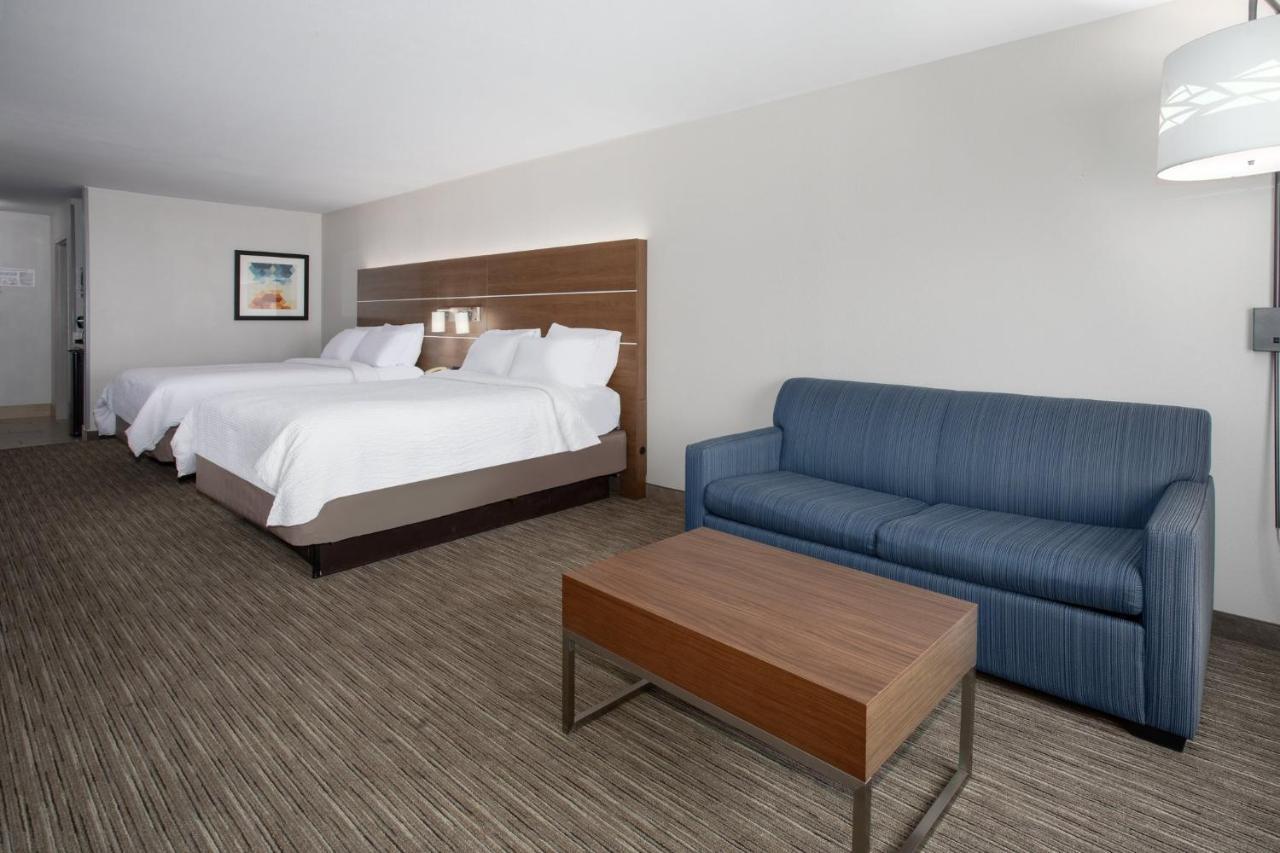 Express & By Ihg 3*