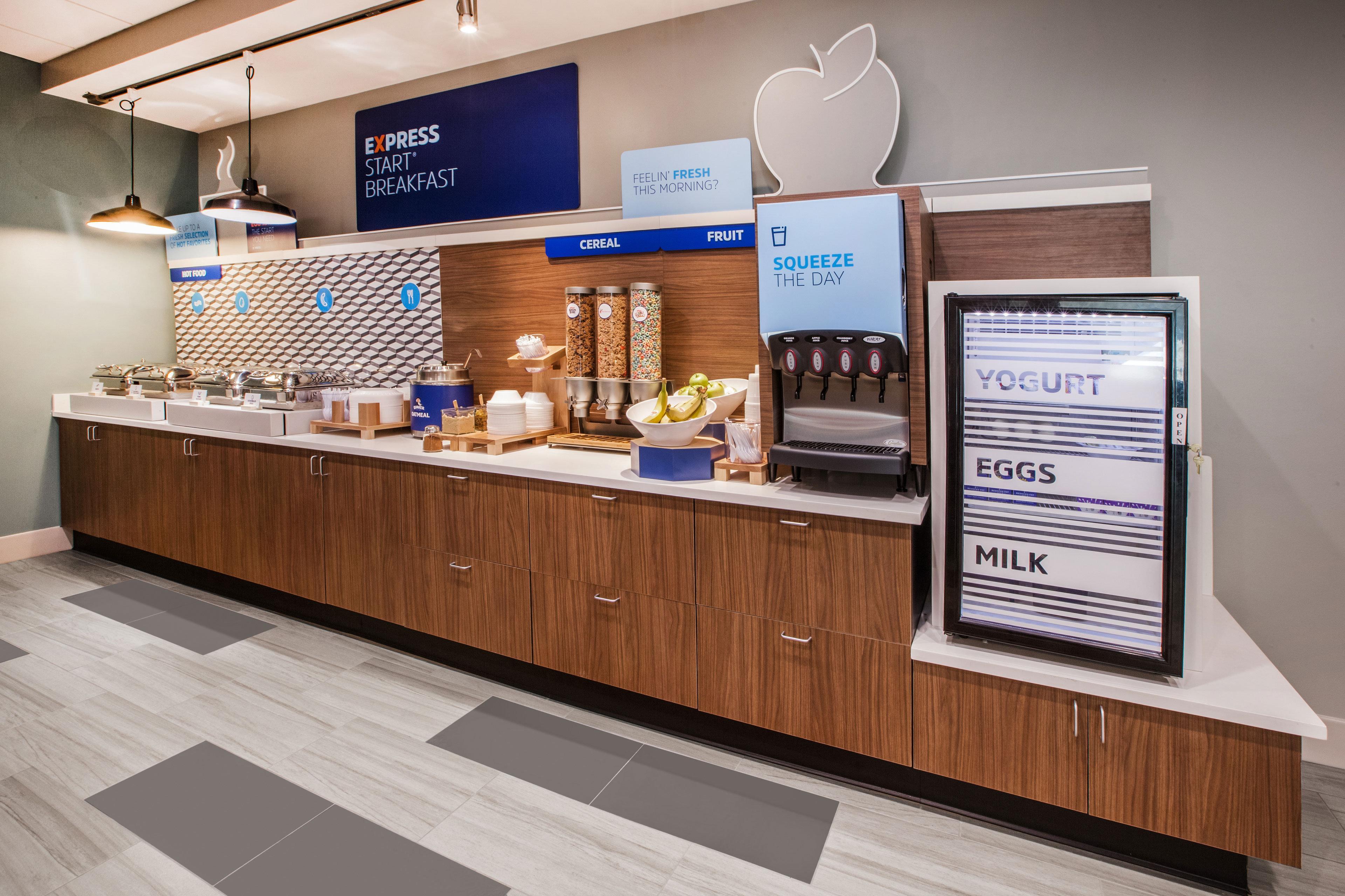 Express & By Ihg Tucson