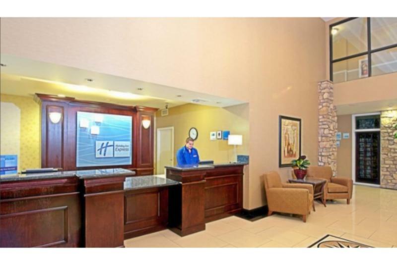 Express & By Ihg 3* Tucson
